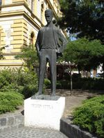 Jozsef Attila szobor Szeged
