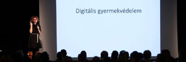Dr. Gyurkó Szilvia előadása a digitális gyermekvédelemről